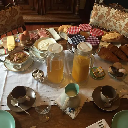 Gasthof La Grenouille Noire Marcillat-en-Combraille